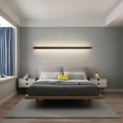 Minimalist LED Wall Light - Slim Black Aluminum Fixture for Modern Interiors 1