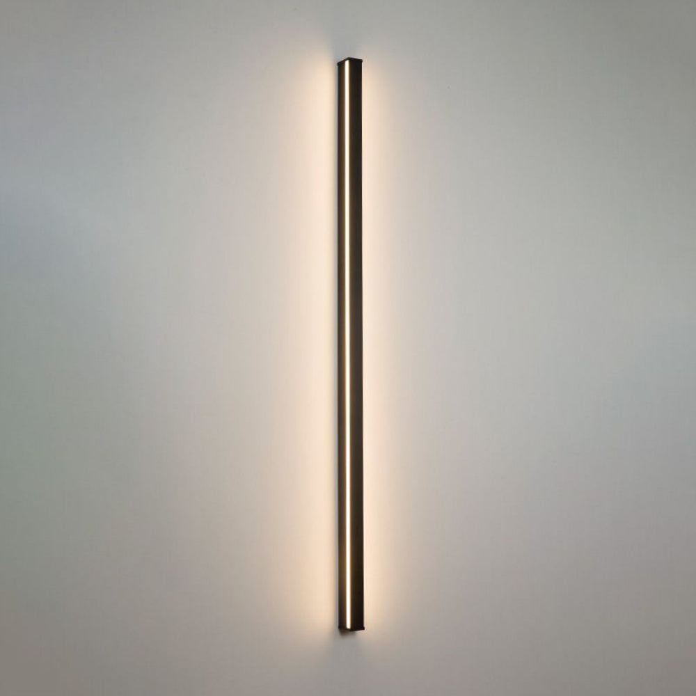 Minimalist LED Wall Light - Slim Black Aluminum Fixture for Modern Interiors 7