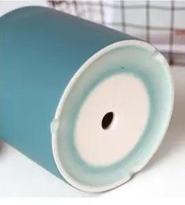 Minimalist Ceramic Plant Pot – Scandinavian Design with Drainage Hole and Saucer 6