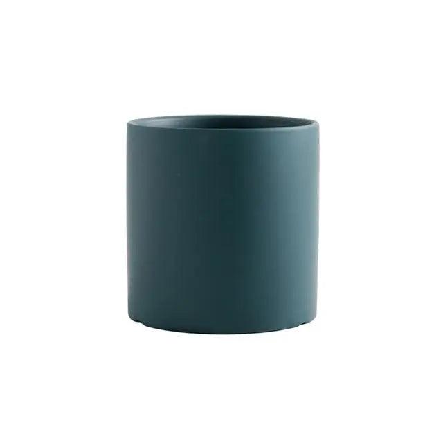 Minimalist Ceramic Plant Pot – Scandinavian Design with Drainage Hole and Saucer 25
