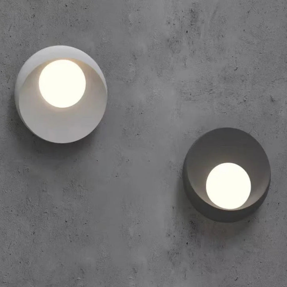 Elegant Outdoor and Indoor Wall Light – Weather-Resistant LED Fixture for Safety and Style 3