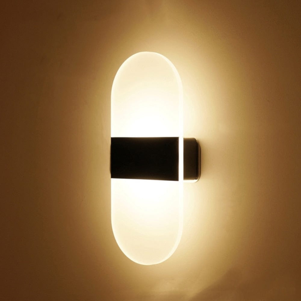 Modern LED Wall Light with Touch Sensor – Wireless, Rechargeable, and Compact Design 3