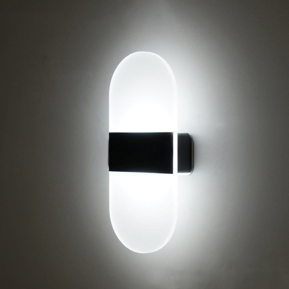 Modern LED Wall Light with Touch Sensor – Wireless, Rechargeable, and Compact Design 4