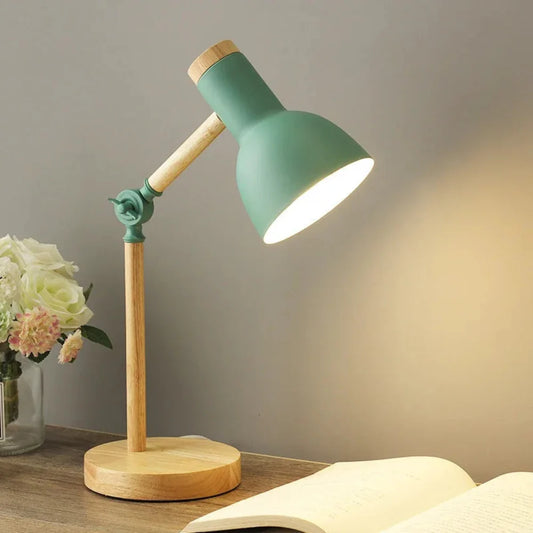 Adjustable Wooden Desk Lamp with Scandinavian Design – Compact and Stylish Lighting Solution 1
