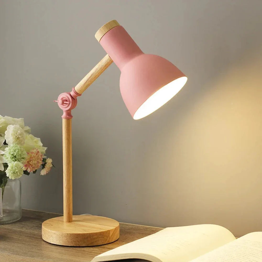 Adjustable Wooden Desk Lamp with Scandinavian Design – Compact and Stylish Lighting Solution 2