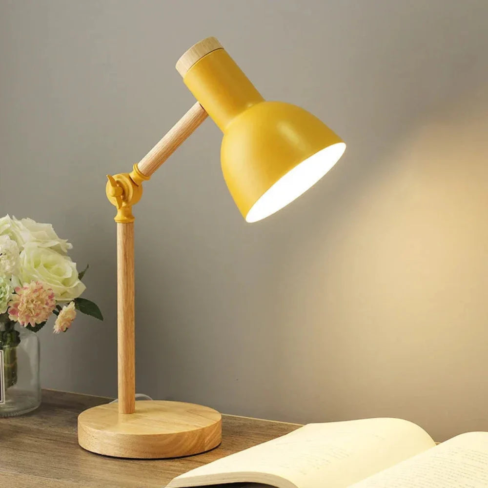Adjustable Wooden Desk Lamp with Scandinavian Design – Compact and Stylish Lighting Solution 4