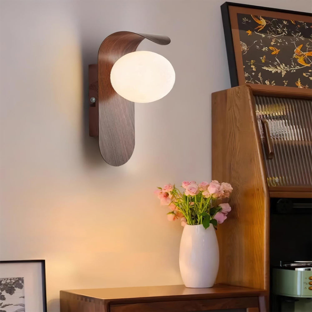 Elegant Wall Light Fixture with Dimmable Options – Nature-Inspired Design in Wood Finish 19