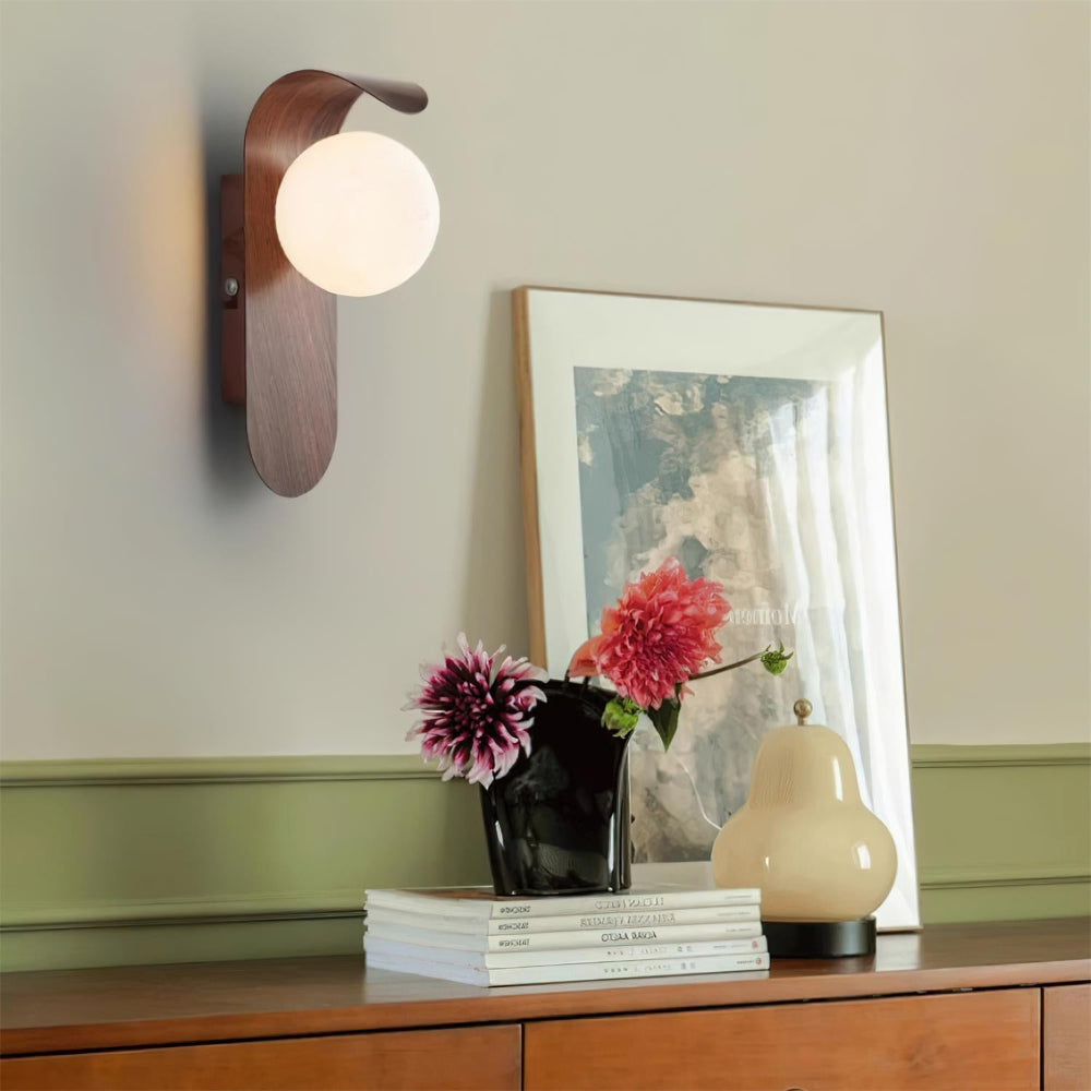 Elegant Wall Light Fixture with Dimmable Options – Nature-Inspired Design in Wood Finish 20