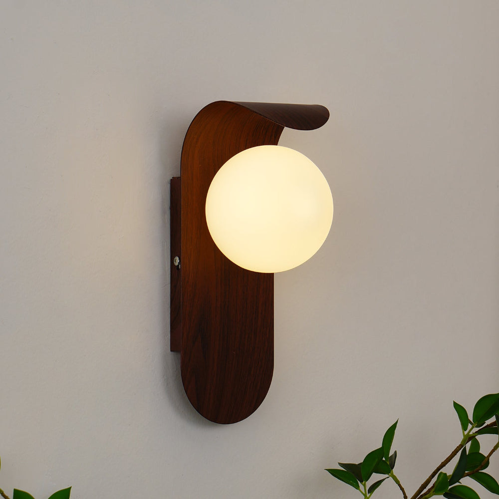 Elegant Wall Light Fixture with Dimmable Options – Nature-Inspired Design in Wood Finish 28