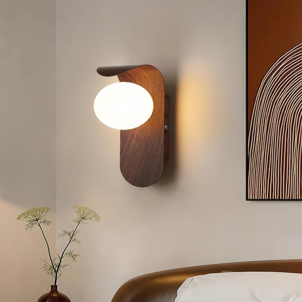 Elegant Wall Light Fixture with Dimmable Options – Nature-Inspired Design in Wood Finish 34