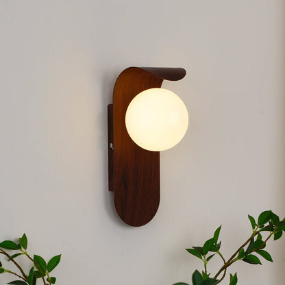 Elegant Wall Light Fixture with Dimmable Options – Nature-Inspired Design in Wood Finish 6