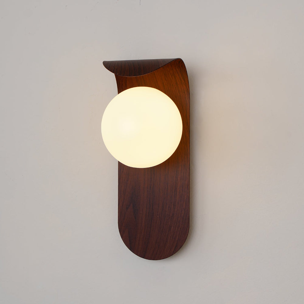 Elegant Wall Light Fixture with Dimmable Options – Nature-Inspired Design in Wood Finish 9