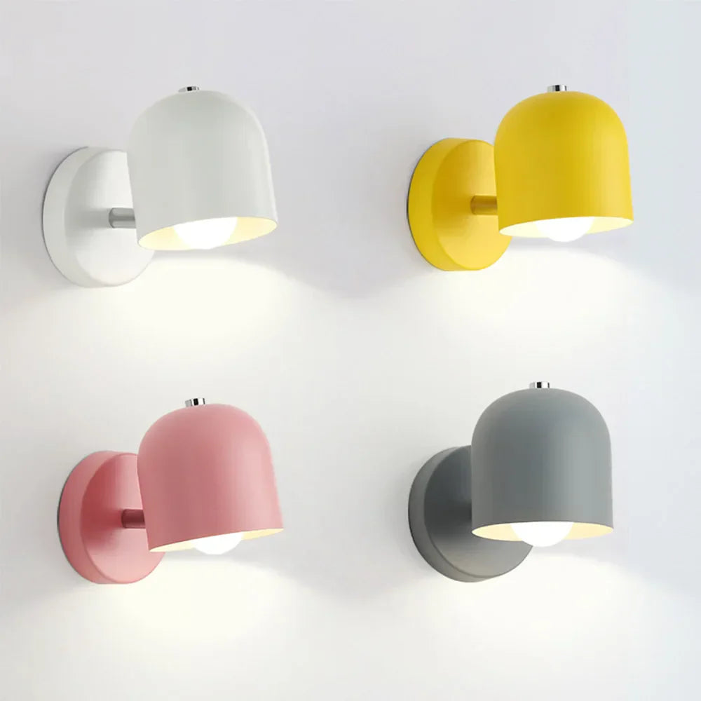 Minimalist LED Wall Light – Sleek Metal Design for Modern Interiors 4