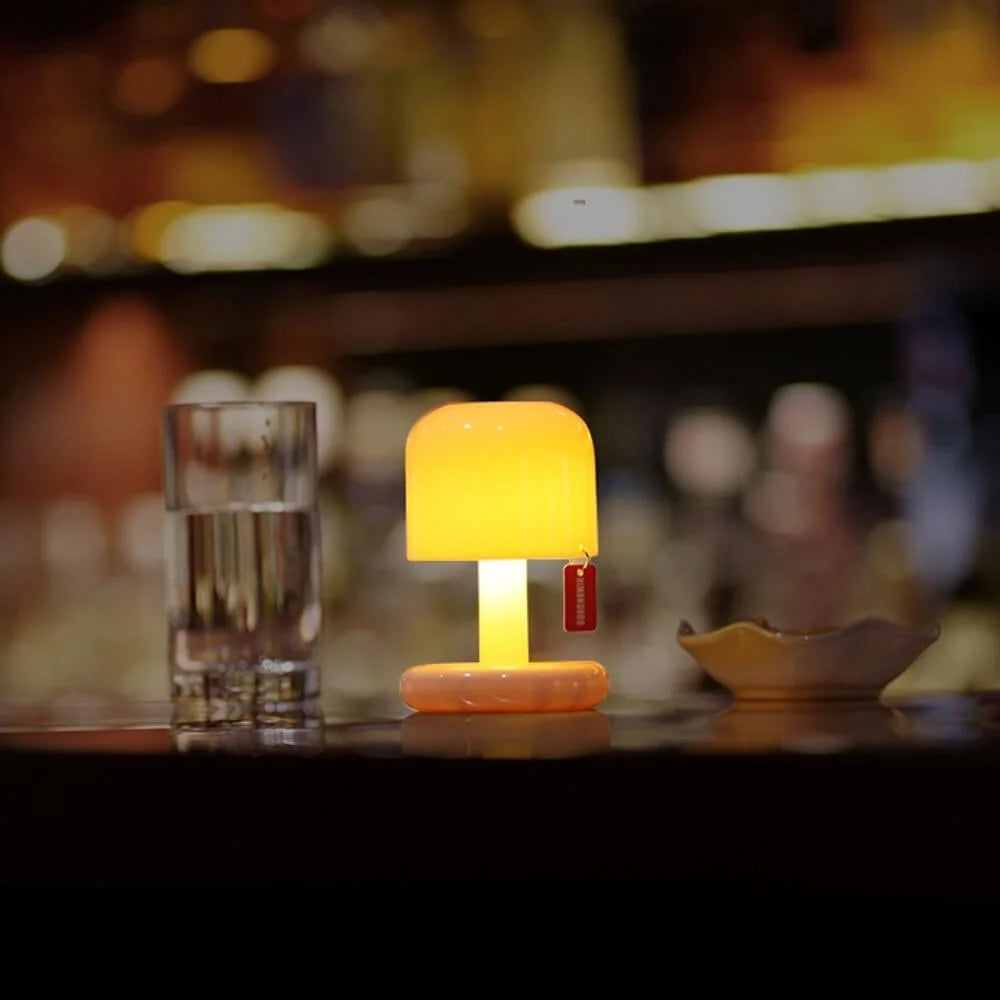 Portable Mini Sunset Light – Rechargeable LED Table Lamp for Cozy Atmosphere 4