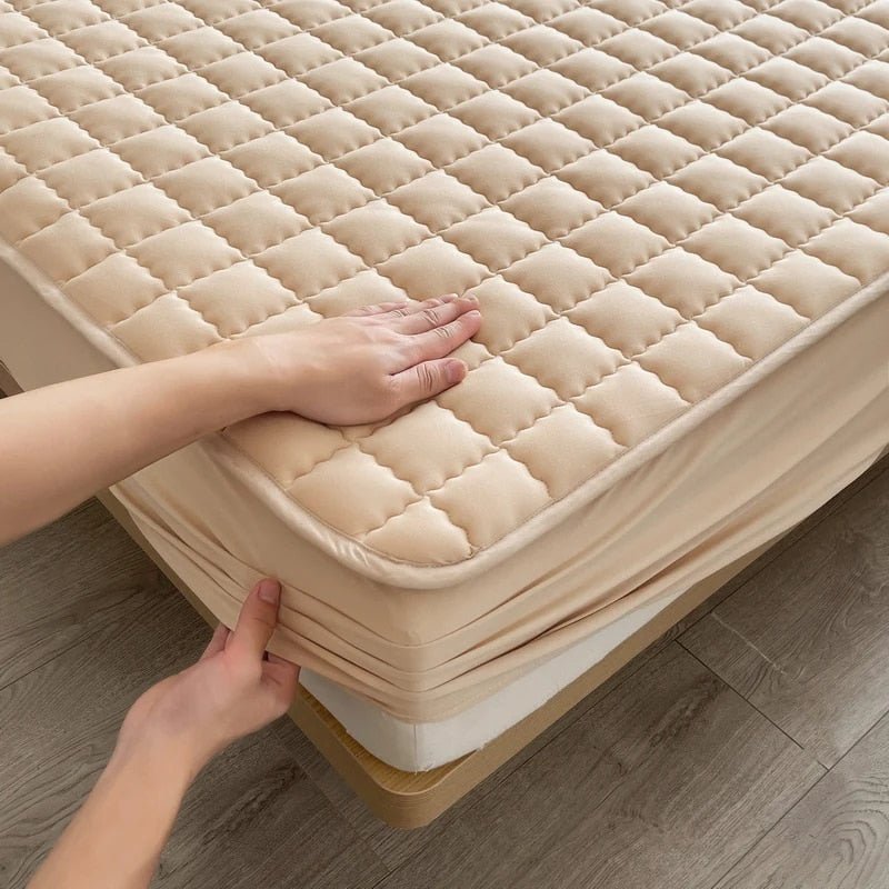 Modern Mattress Cover – Soft and Breathable Protector Against Allergens and Liquids 2