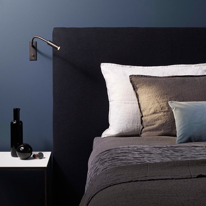 Adjustable Minimalist Wall Spotlight with Integrated LED – Perfect for Art and Reading 2