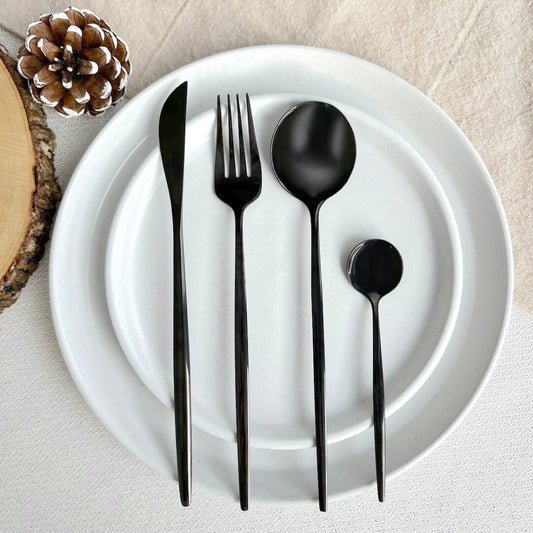 Minimalist Black Cutlery Set – 24-Piece Stainless Steel Flatware for Modern Dining 1
