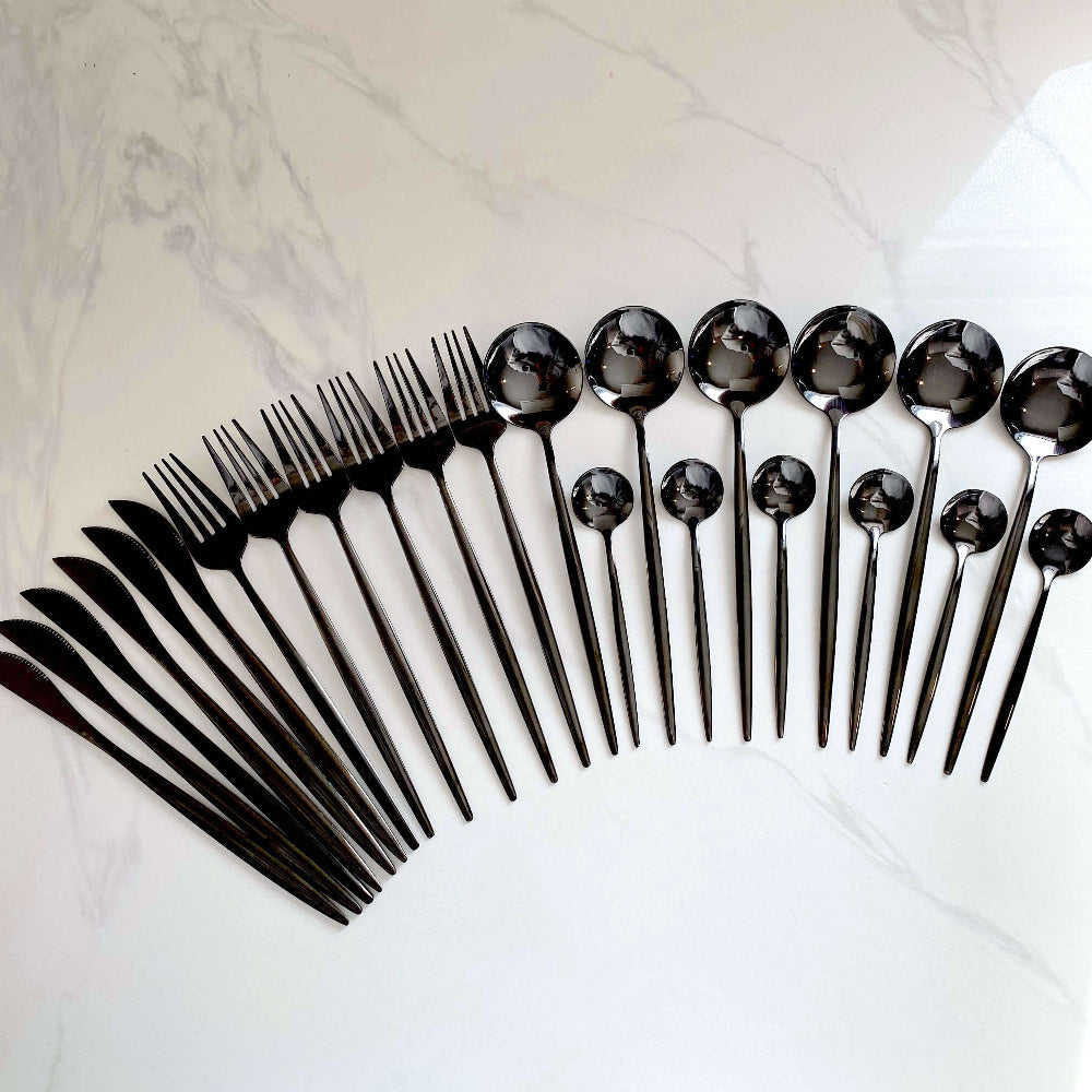 Minimalist Black Cutlery Set – 24-Piece Stainless Steel Flatware for Modern Dining 13