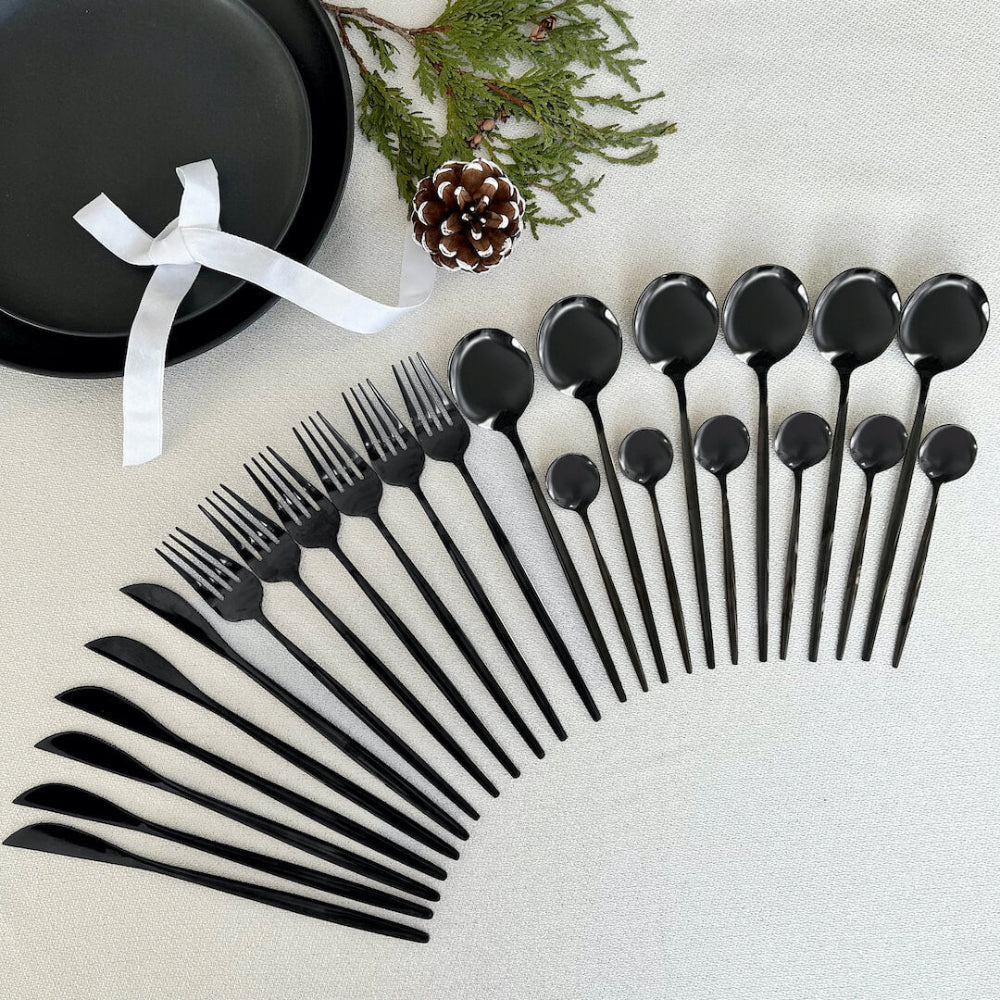 Minimalist Black Cutlery Set – 24-Piece Stainless Steel Flatware for Modern Dining 2