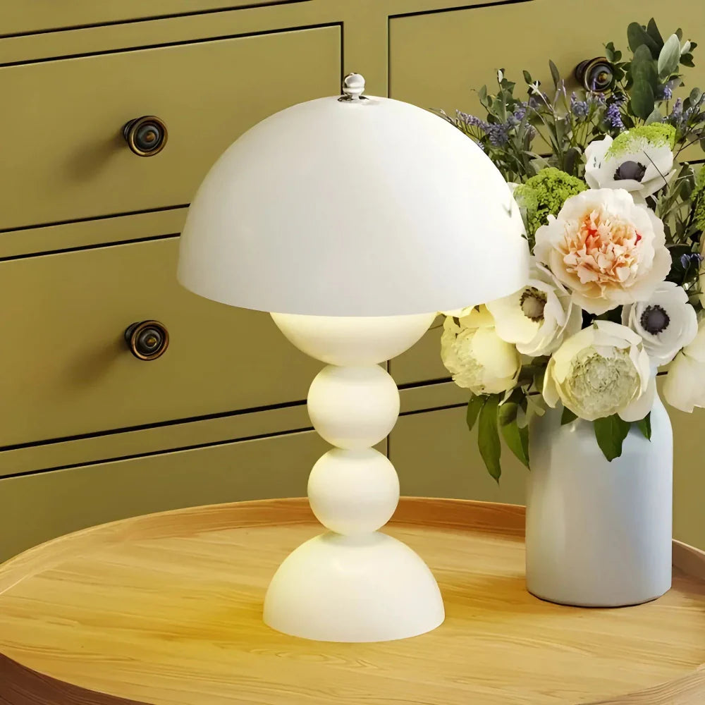 Scandinavian Table Lamp with Gold Accents – Minimalist Design for Home and Office 2
