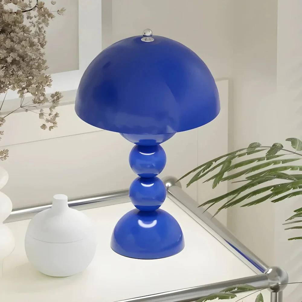 Scandinavian Table Lamp with Gold Accents – Minimalist Design for Home and Office 5