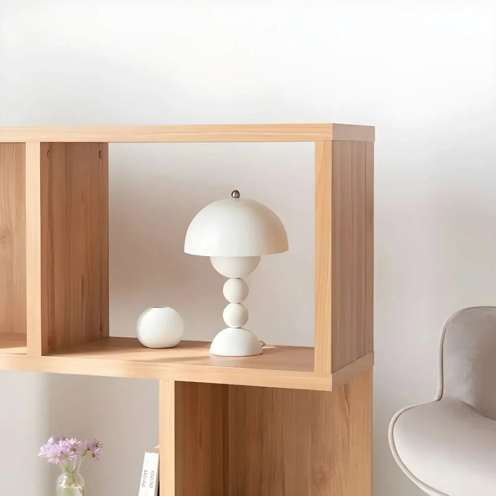 Scandinavian Table Lamp with Gold Accents – Minimalist Design for Home and Office 6