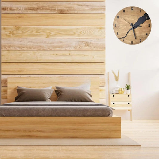 Cracked Wood Wall Clock – Rustic Nordic Design, Easy to Hang, 30x30 cm 1