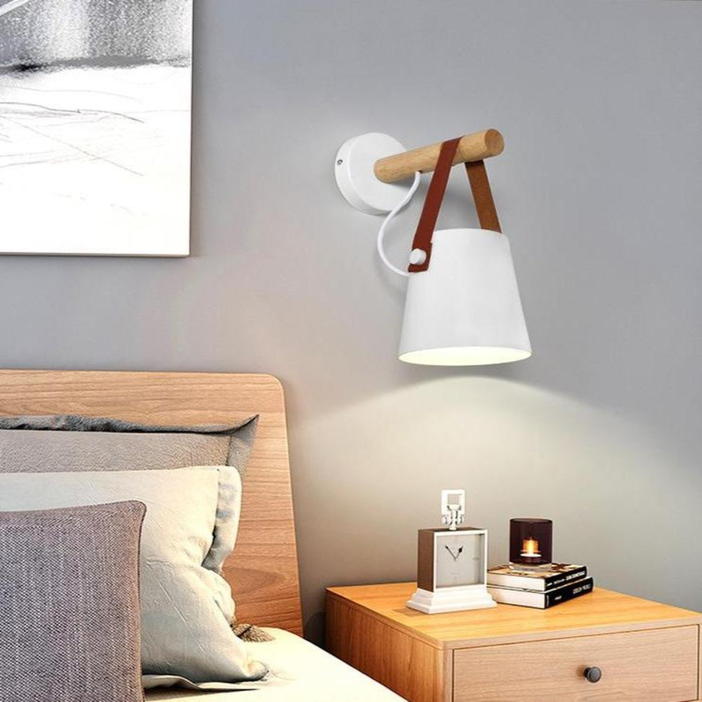 Scandinavian Wooden Wall Lamp with Minimalist Design – E27 Compatible Hanging Light 7