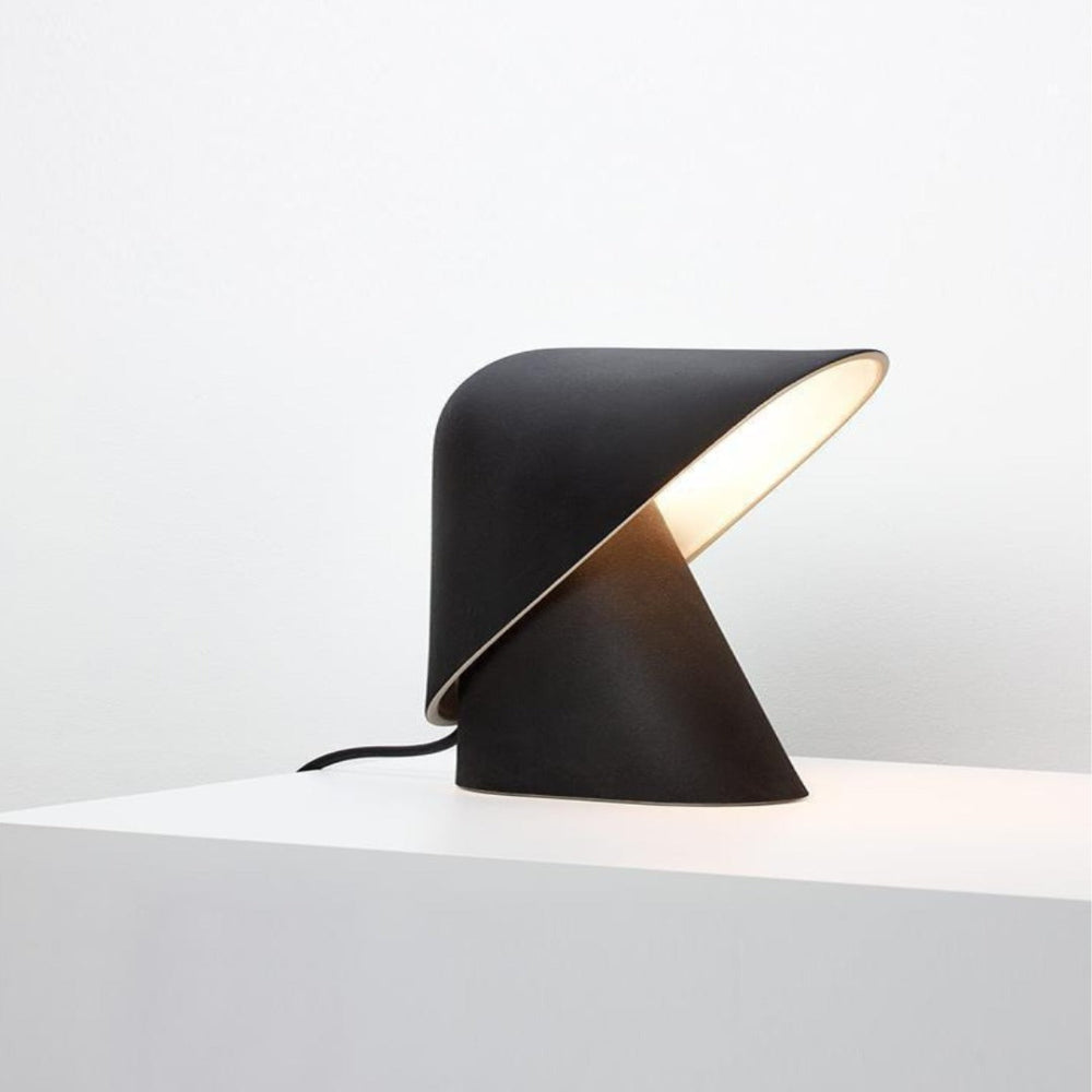 Sculptural LED Table Lamp with Asymmetrical Design – Modern Minimalist Lighting 6