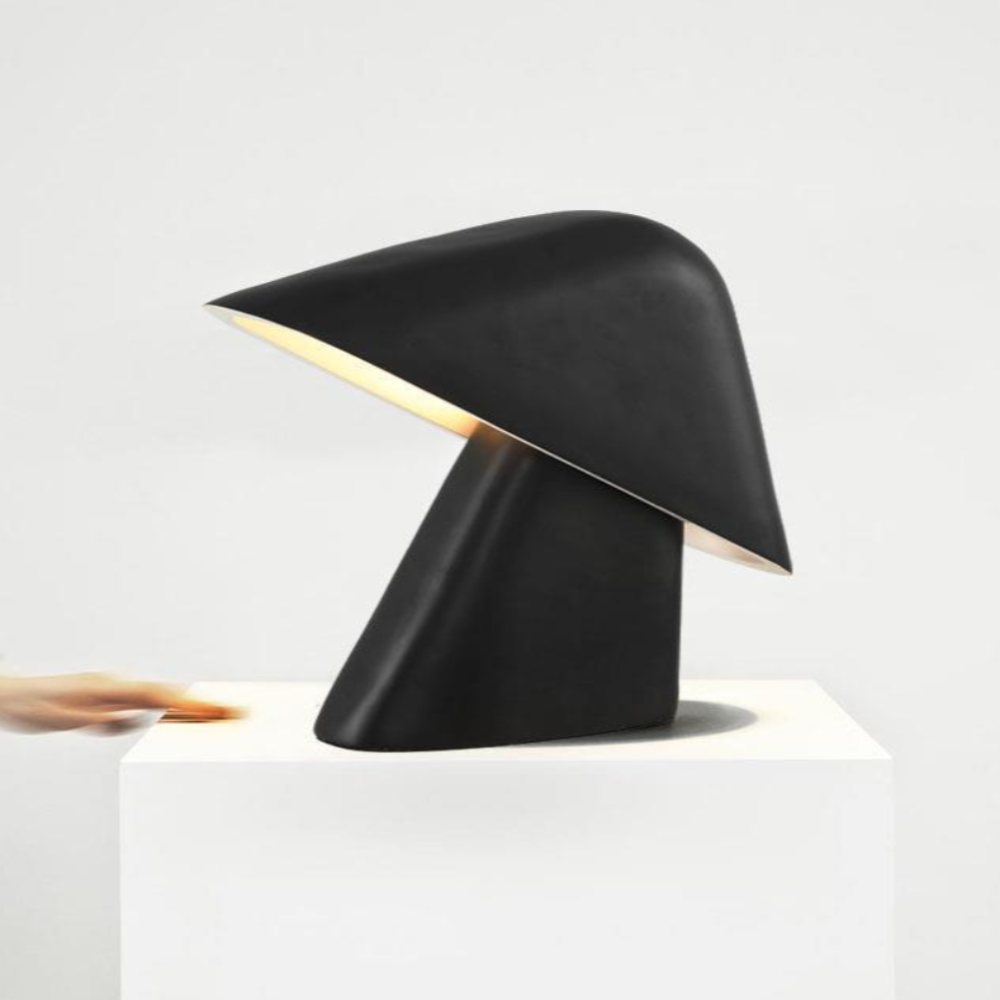 Sculptural LED Table Lamp with Asymmetrical Design – Modern Minimalist Lighting 7