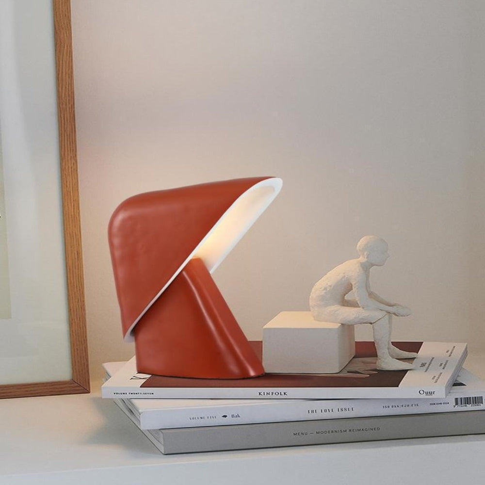 Sculptural LED Table Lamp with Asymmetrical Design – Modern Minimalist Lighting 2