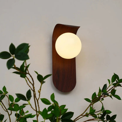 Modern Wall Light Fixture with Matte Black Finish and Gold Accents – Stylish Indoor Lighting 6