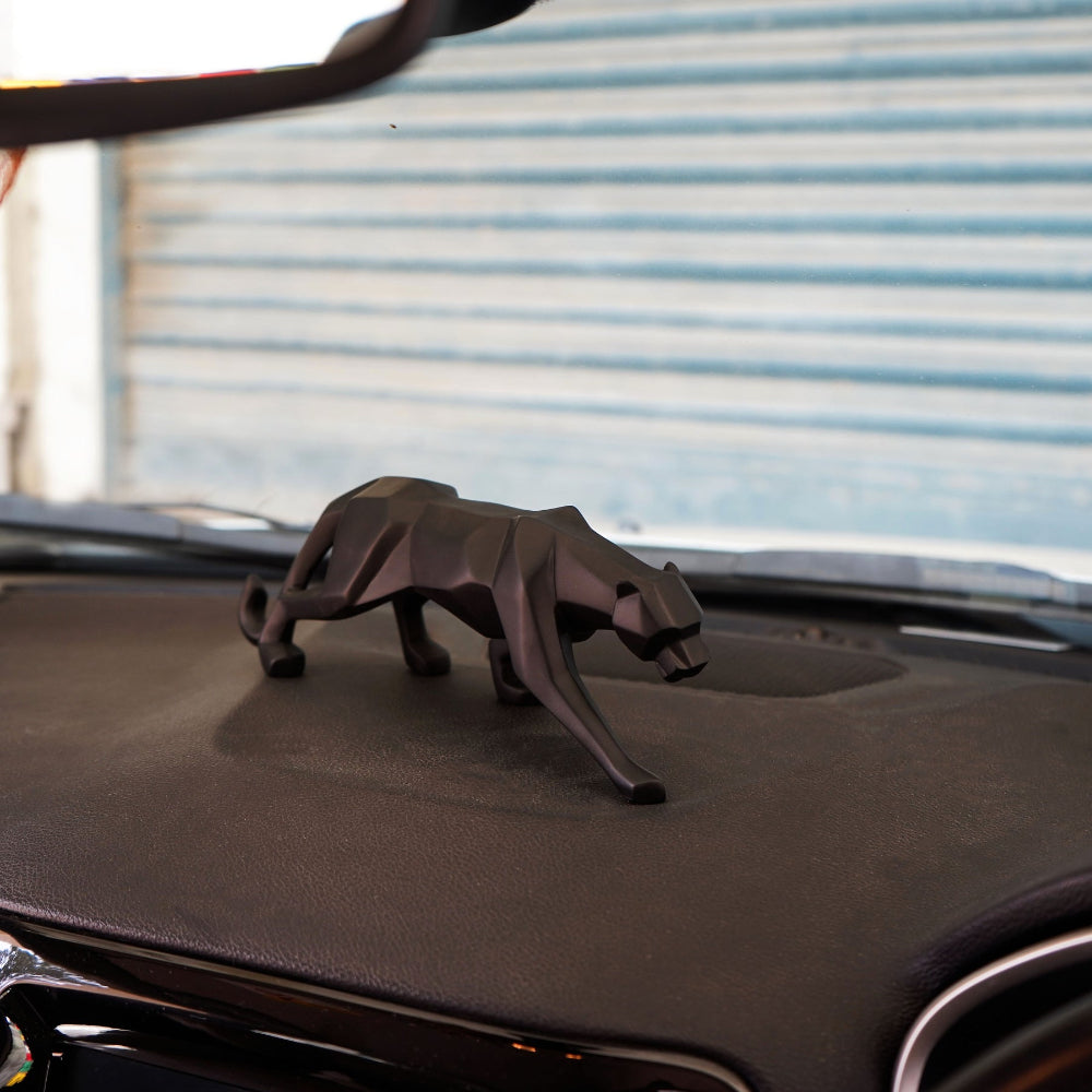 Geometric Panther Sculpture in Durable Resin – Modern Art Décor for Home and Office 4