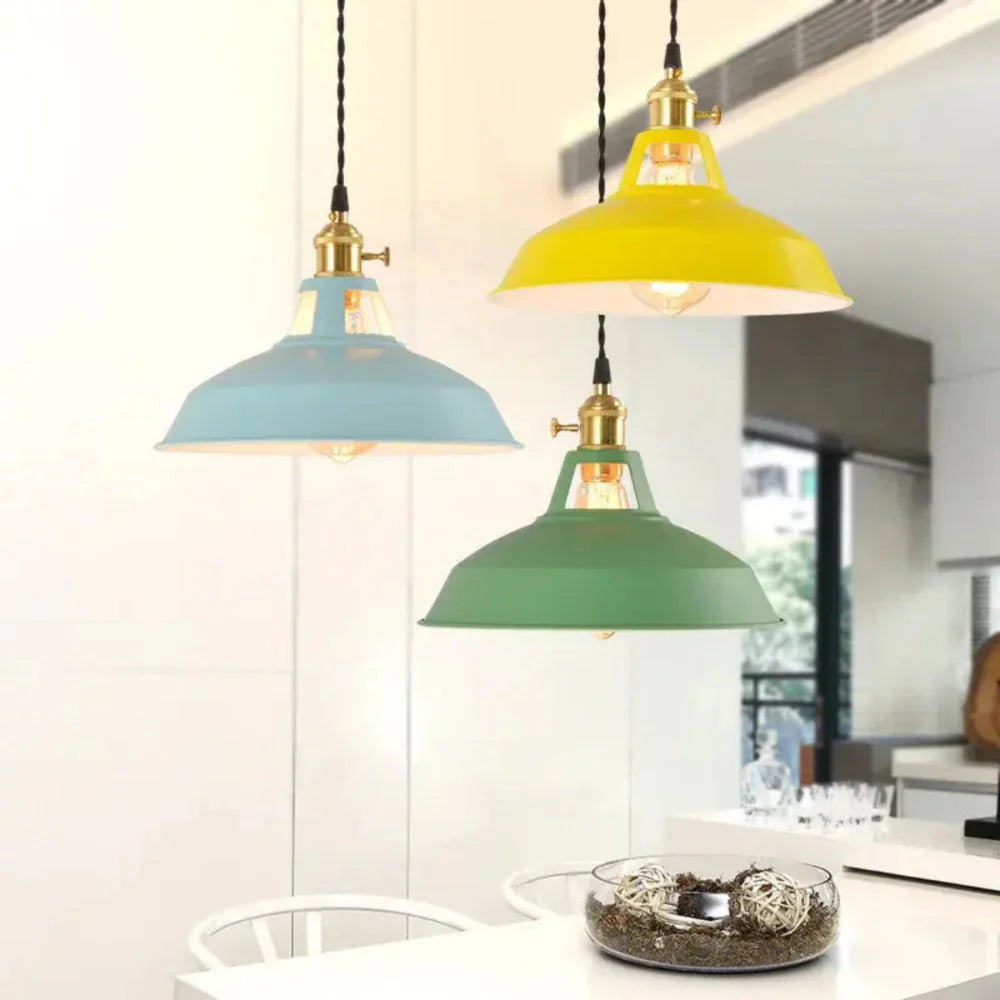 Retro pendellampe – vintage design i forskellige farver