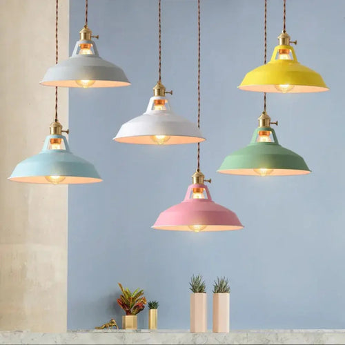 Retro pendellampe – vintage design i forskellige farver