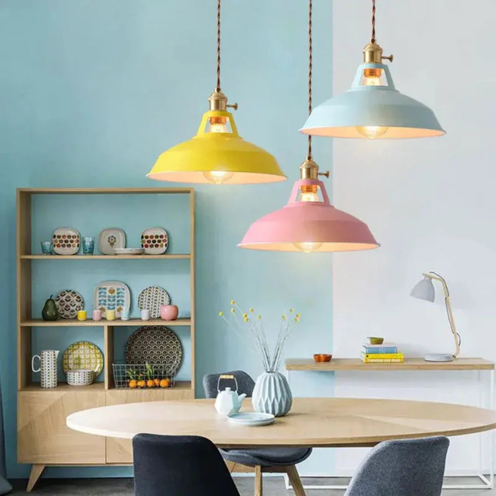 Retro pendellampe – vintage design i forskellige farver