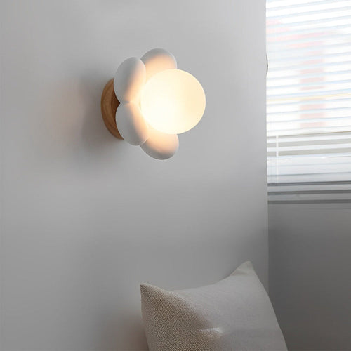 Cream Flower Wall Light – Elegant Petal Design for Cozy Home Ambiance 1