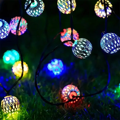 SoloraGlow - Marokkanische Solarleuchte mit 8 Beleuchtungsmodi