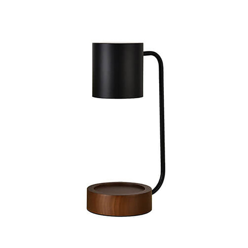 Yunari - Minimalistische Tischlampe aus schmelzendem Wachs