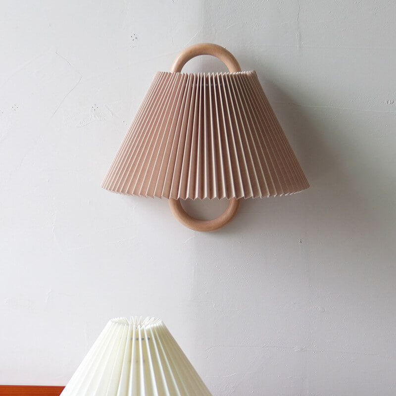 Wall Sconce Light Fixture in Solid Wood – Elegant Half-Moon Design for Cozy Ambiance 3