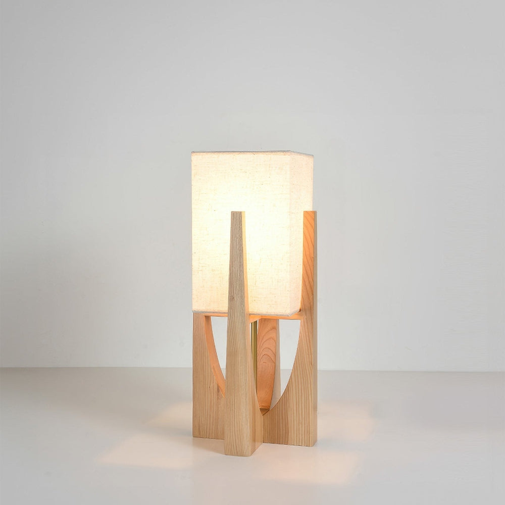 Takemi - Stehleuchte aus massivem Nussbaumholz im japanischen Stil