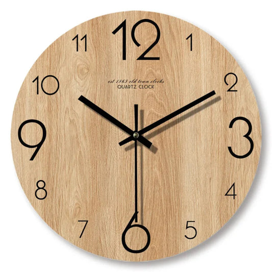 Timberra - Stille Wanduhr aus Holz mit natürlicher Maserung