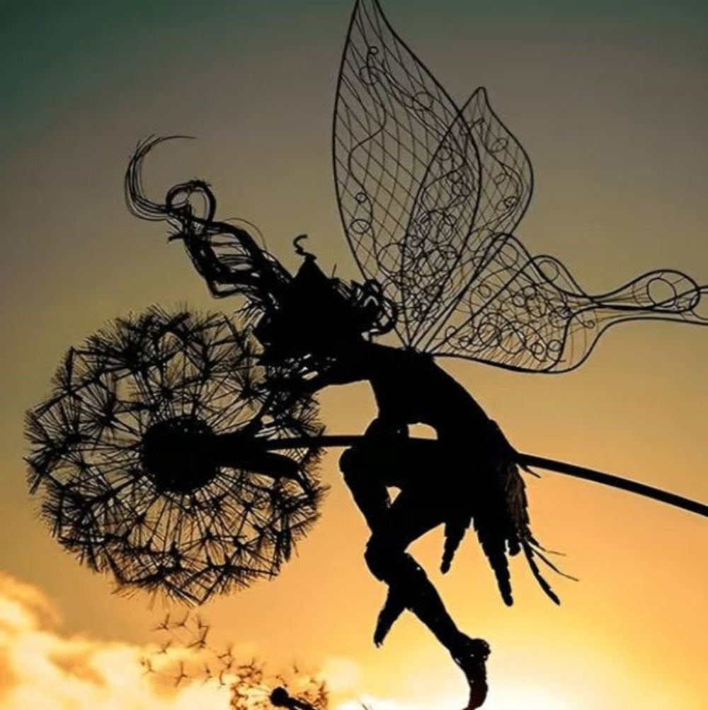 WhimsiBloom - Handgefertigte Feengarten-Skulptur aus Stahl