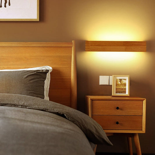 Woodlino - LED-Wandleuchte aus Massivholz