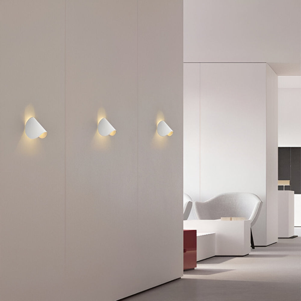 Unique Rotatable Wall Lamp with Adjustable Chain – Modern Italian Design for Stylish Home Lighting 10