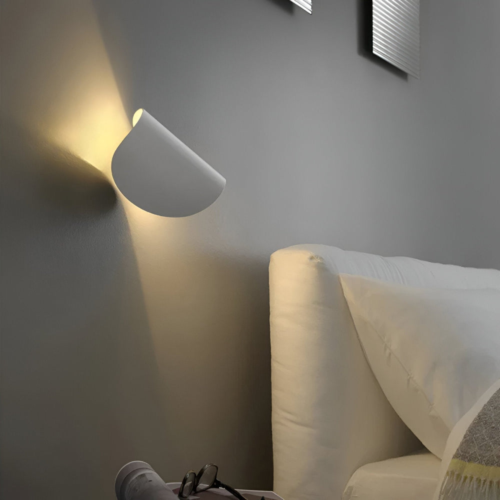 Unique Rotatable Wall Lamp with Adjustable Chain – Modern Italian Design for Stylish Home Lighting 7