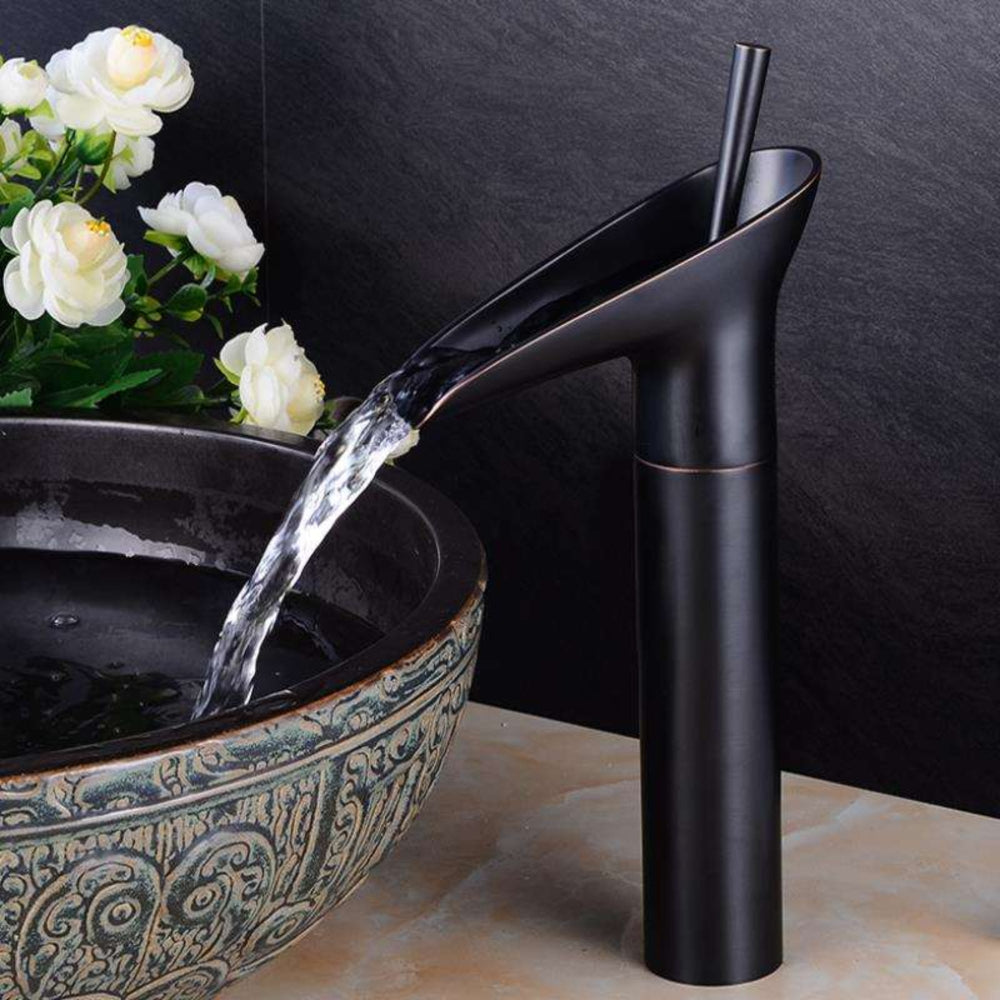 Antiker Wasserfall Wasserhahn für Badezimmer - Messinghahn mit klassischem Design