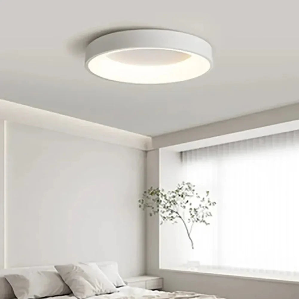 Modern Round LED Ceiling Light with Remote Control – Energy-Efficient Minimalist Design 3