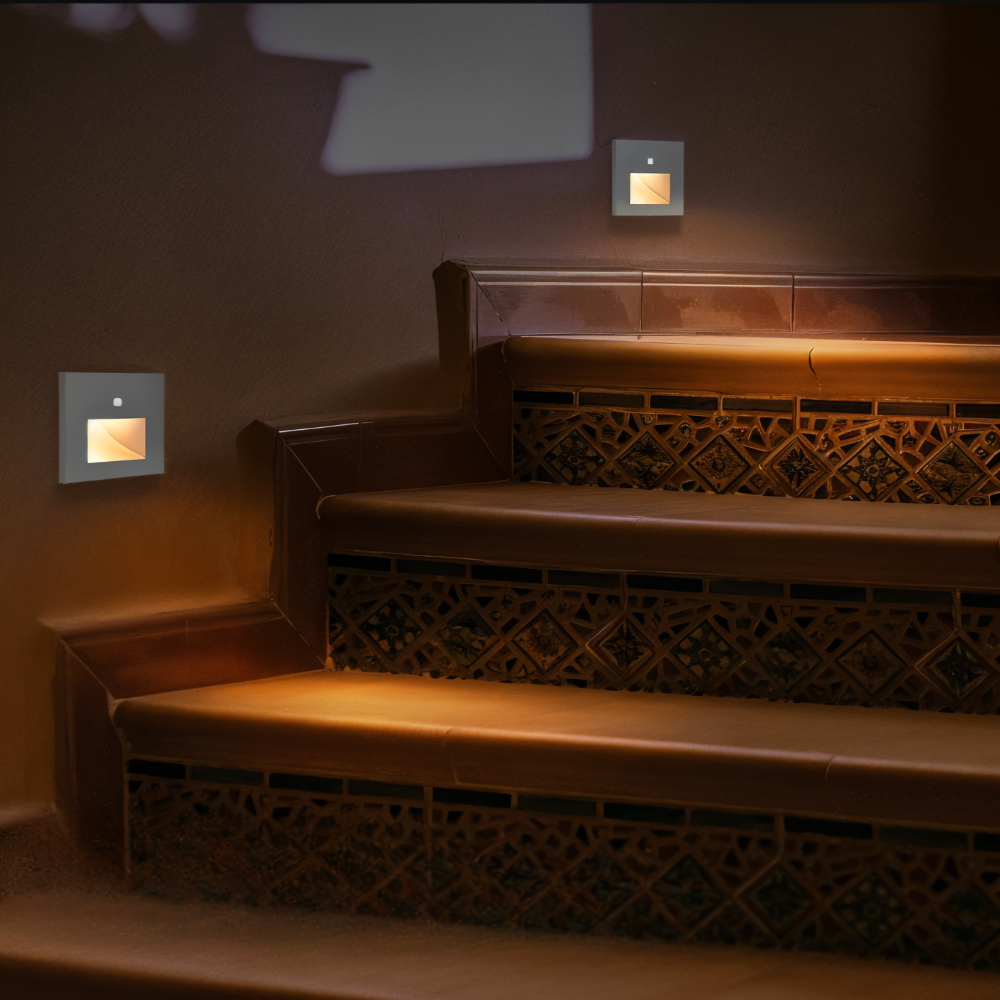 Modern Motion Sensor Stair Light – Stylish LED Wall Light for Safety and Ambiance 4