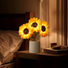 Sunflower-Inspired LED Lamp with Gentle Glow – Rechargeable Decorative Light 9